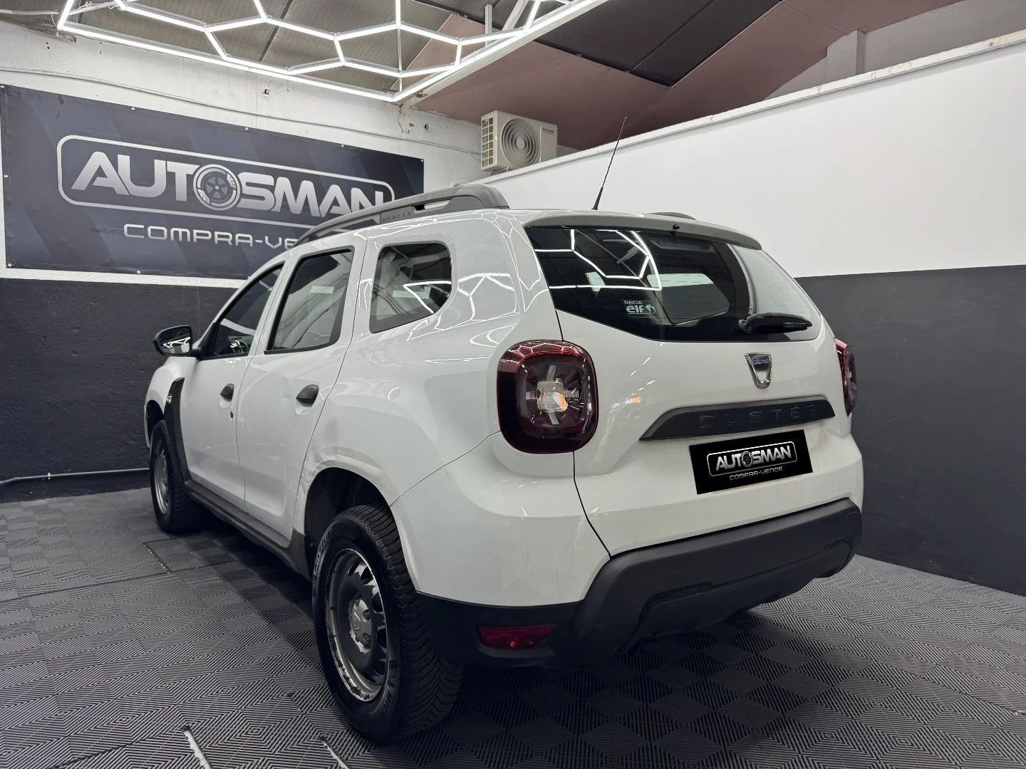 DACIA Duster Essent. 1.6 84kW114CV 4X2 GLP 2019 GLP Blanco - Imagen 6 de 43